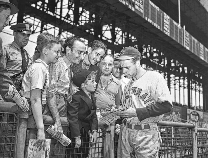 1961 'Ragamuffin Reds' won pennant, fans' hearts