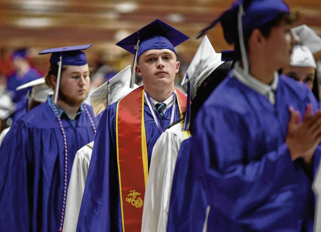 342 graduate from Seymour High School Seymour Tribune