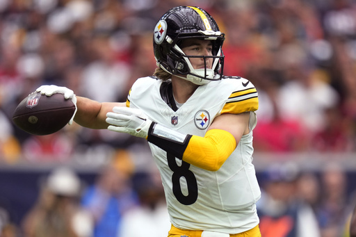 Steelers QB Kenny Pickett injures knee, out vs. Texans, Sports