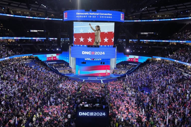 Photos A visual look at the 2025 Democratic National Convention