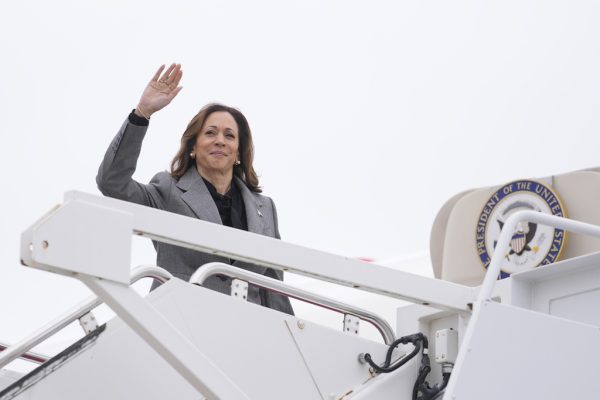 Harris heads to the US-Mexico border to try to show that her record is more than just criticism of Trump